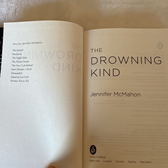EUC Hardcover book "The Drowning Kind" by Jennifer McMahon 🌸 BUY 2/$9 - Picture 10 of 11